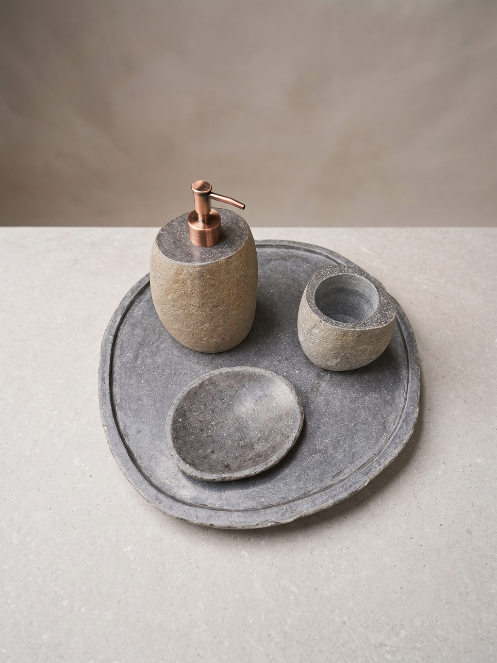 Set de 4 pièces en pierre de rivière (Riverstone)
